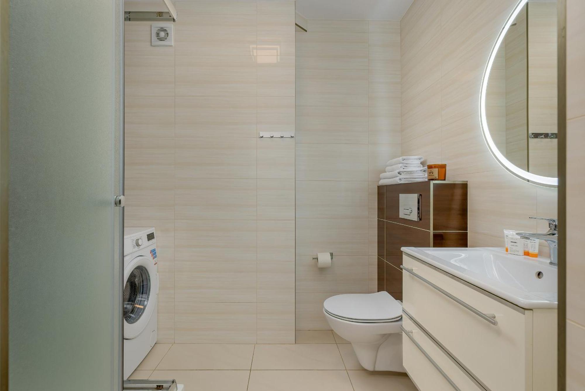 Family Apartments Herberta With Terrace And Parking By Rent Like Home 斯维诺乌伊希切 外观 照片